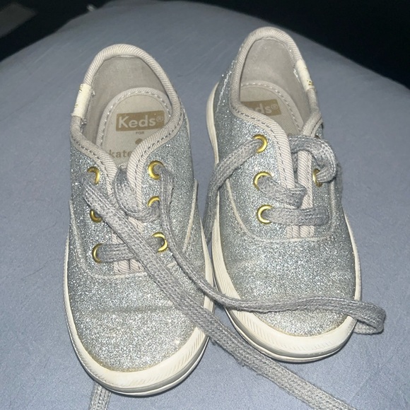 Keds x Kate spade toddler sparkle sneakers - Picture 2 of 6